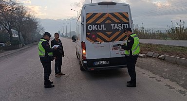 Osmaniye'de jandarmadan okul servislerine denetim