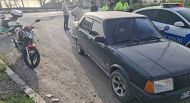 Otomobil motosikletle çarpıştı: 1 yaralı