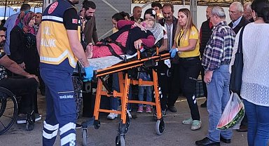 Otomobilin çarpıp kaçtığı yaşlı kadın yaralandı