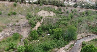 Otomobiliyle 70 metreden şarampole uçtu, burnu bile kanamadı