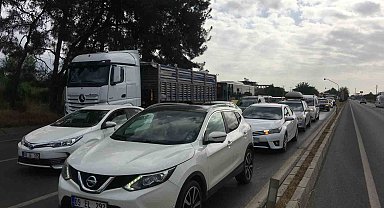 Otoyola girişler kapanınca trafik kitlendi
