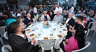 Özlüce'de 5 bin kişi iftarda buluştu