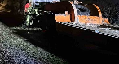 Park halindeki tırı yaktılar, o anları kameraya çektiler