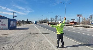 Polis ekiplerinin trafik denetiminde ceza yağdı
