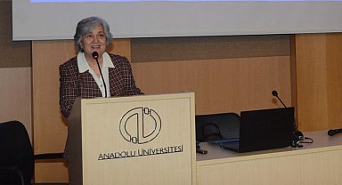 "Saltuklu Kadın Hükümdarı Mama Hatun" Edebiyat Fakültesinde konuşuldu