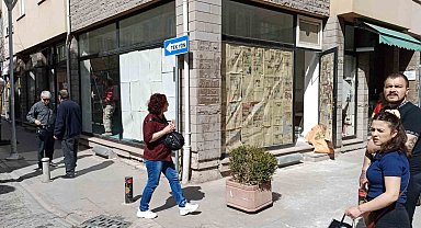 Ramazan ayında sakinliği fırsat bilen esnaf tadilat yaptı
