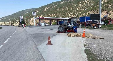 Reşadiye'de traktör ters döndü: 1'i ağır 3 yaralı