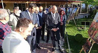 Ressam Sabri Özdemir'in ilk kişisel resim sergisi ilgi gördü