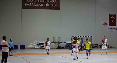 Salon Futbolu Bölgesel Lig Müsabakaları Nevşehir'de başladı
