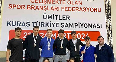 Şampiyonadan 7 madalya ile dönen sporcular başarıya imza attı