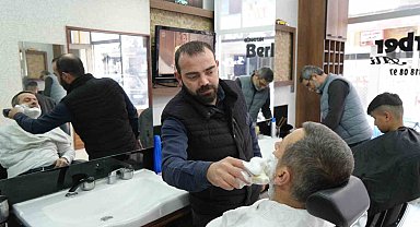 Samsun'da berberler '7 Nisan Pazar günü' açık