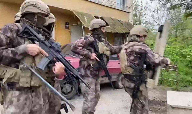Samsun'da özel harekat destekli uyuşturucu operasyonu: 10 gözaltı
