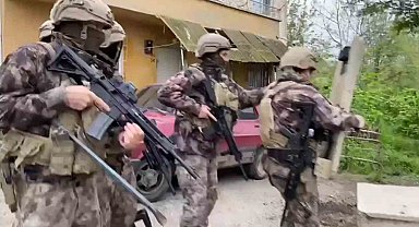 Samsun'da özel harekat destekli uyuşturucu operasyonu: 10 gözaltı