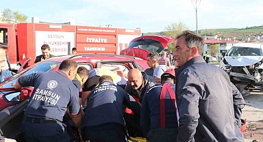 Samsun'da trafik kazası: 3'ü çocuk 8 yaralı