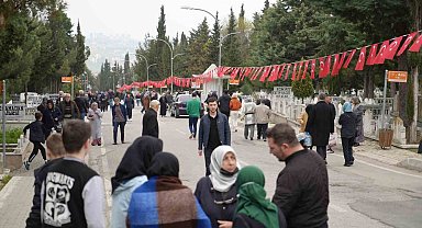 Samsunlular mezarlıklara akın etti