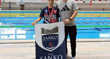 SANKO Okulları öğrencisi yüzme yarışmasında il birincisi oldu