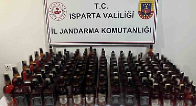 Satılmak üzere Isparta'ya getirilen 211 litre kaçak içki ele geçirildi