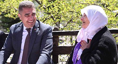 Şehit annesine bayram ziyareti