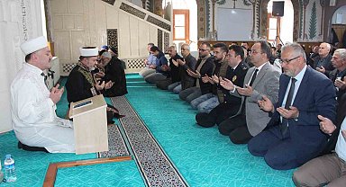 Şehit polisler için mevlit