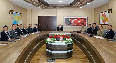 Siirt'te güvenlik ve asayiş toplantısı gerçekleştirildi