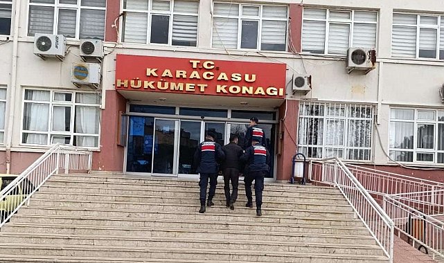 Silahlı yağma suçundan aranan şahıs Karacasu'da yakalandı