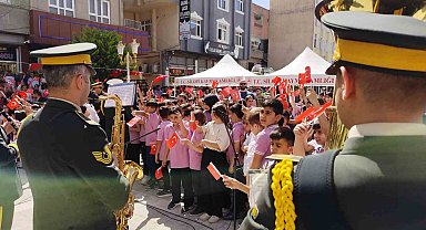 Silopi'de askeri bandodan konser