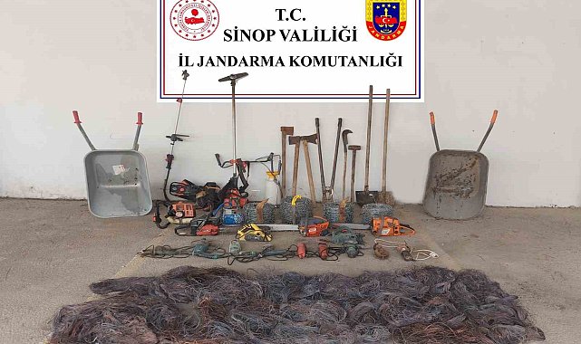 Sinop'ta inşaat malzemesi hırsızlarına suçüstü