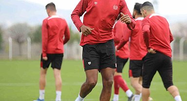 Sivasspor, Fenerbahçe maçına hazırlanıyor