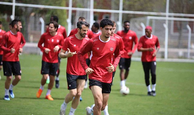 Sivasspor'da Konya maçı hazırlıkları başladı