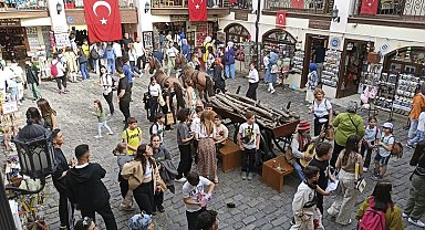 SUBÜ personelleri Eskişehir'i gezdi
