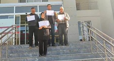 Şuhut'ta muhtarlar mazbatalarını aldılar