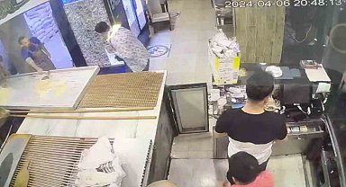 Sultangazi'de dehşet anları kamerada: Lahmacun tartışmasının ardından dükkanı kurşunlayıp kaçtı