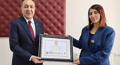 Sungurlu Belediye Başkanı Muhsin Dere, göreve başladı