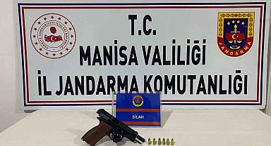 Şüpheli şahsın üzerinden seri numarası silinmiş tabanca çıktı