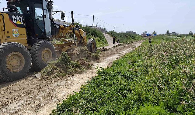Tarsus Belediyesince Yenice Mahallesi'nde yol bakım çalışması yapıldı