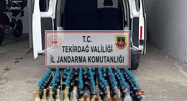 Tekirdağ'da şüpheli araçtan kaçak içki çıktı