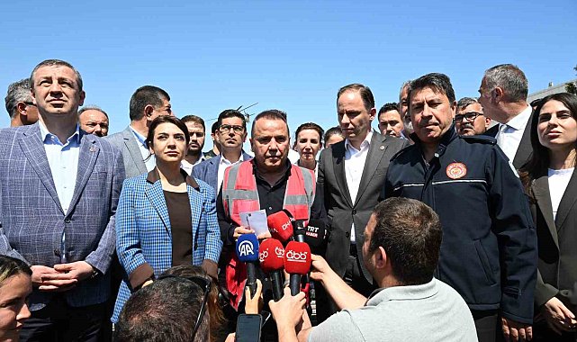 Teleferik kazasında kurtarılmayı bekleyen 13 kişi kaldı