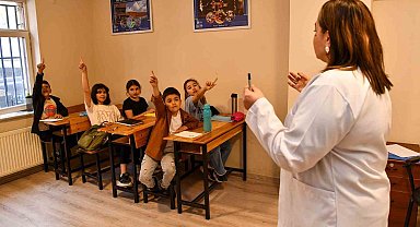Tepebaşı Belediyesi eğitim ve etkinlikler ile çocukların gelişimine önemli katkılar sunuyor