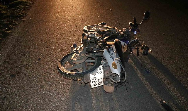 Ticari araç ile çarpışan motosikletin sürücüsü ağır yaralandı