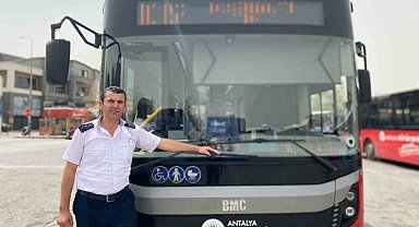 Tır şoförünün 100 bin TL'sini teslim eden halk otobüsü şoförü: "Helal paraymış"