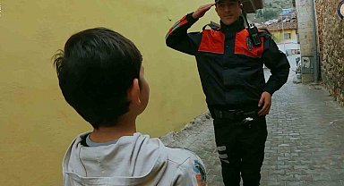Tokat Emniyet Müdürlüğü'nden yürekleri ısıtan klip