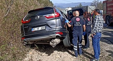Tokat'ta çekici ile otomobil çarpıştı: 1 yaralı