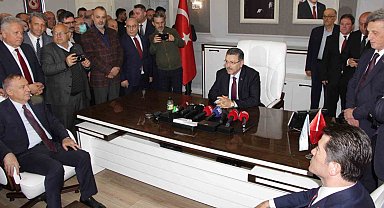 Trabzon Büyükşehir Belediyesi ve Ortahisar Belediyesi'nde devir teslim töreni