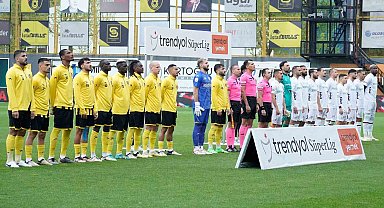 Trendyol Süper Lig: İstanbulspor: 0 - Fatih Karagümrük: 0
