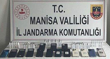 Turgutlu'da gümrük kaçağı cep telefonlarına el konuldu