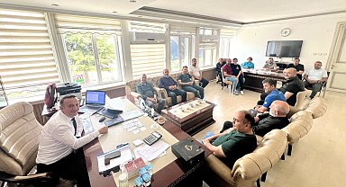 Turhal'da tebrik çiçekleri bağışa dönüştü