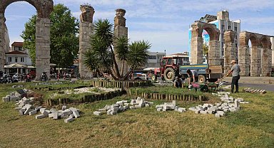Turistlerin akınına uğrayan Selçuk, sezona hazır