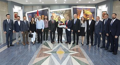 Turizmciler Vali İlhami Aktaş'ı ziyaret etti