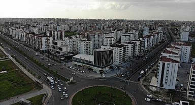 Türkiye'nin en kalabalık mahallesini ikinci kez yönetecek