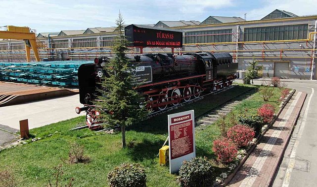 Türkiye'nin ilk yerli ve milli lokomotifi 'Bozkurt' Sivas'ta sergileniyor
